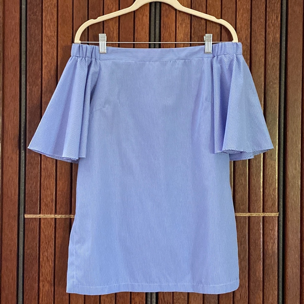 DO+BE OFF-SHOULDER BLUE AND WHITE STRIPED TOP